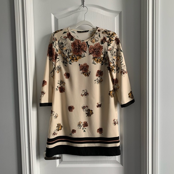 FLORAL ZARA DRESS - Picture 2 of 6